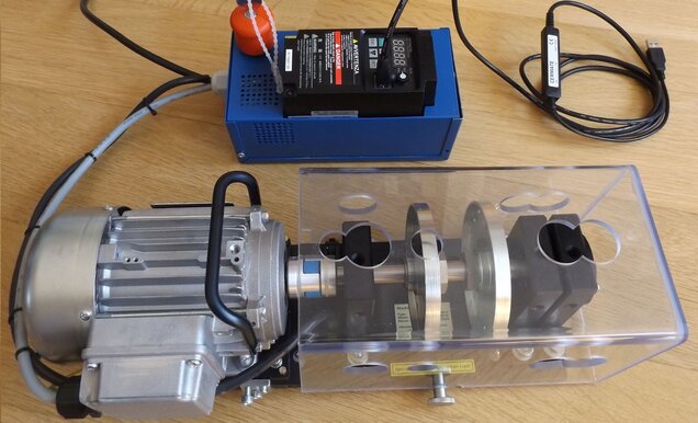 Typ 611f Modellmaschine mit externem Frequenzumrichter Typ 611f Modellmaschine mit externem Frequenzumrichter